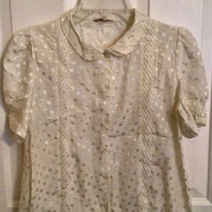 Vintage Button Top with Scalloped Collar
